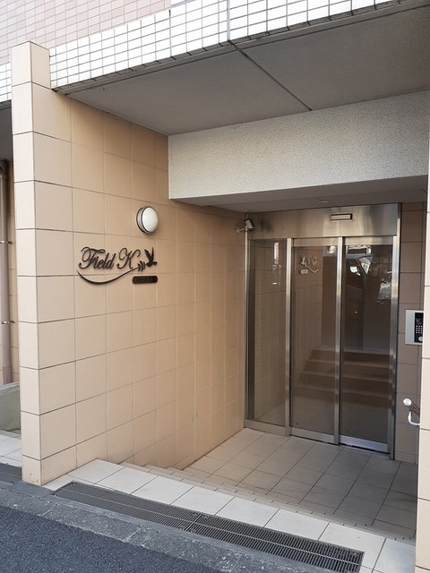 14/20 エントランス