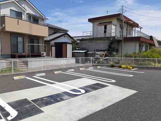 14/20 駐車場