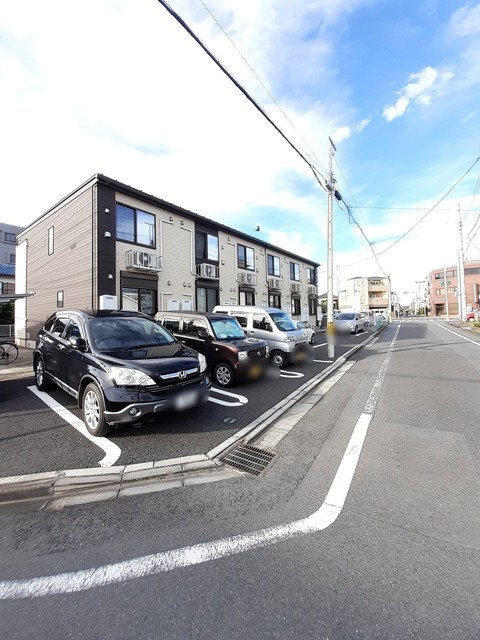 14/20 駐車場