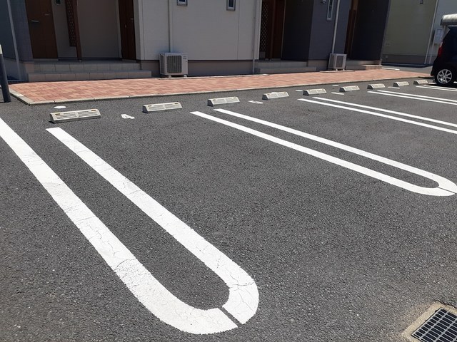 14/20 駐車場