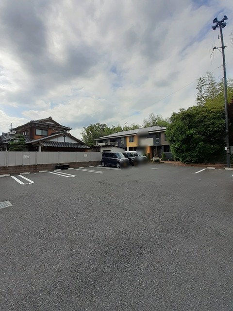 14/20 駐車場