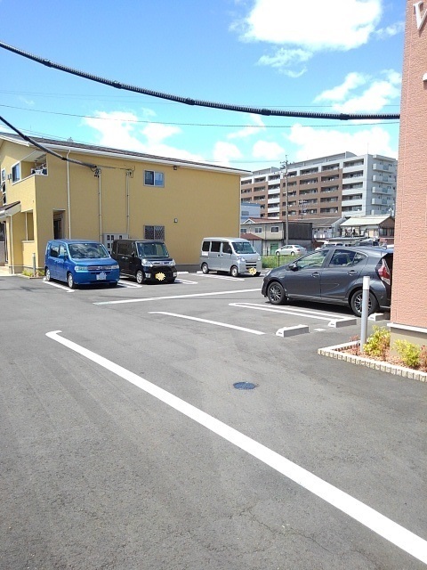 14/20 駐車場