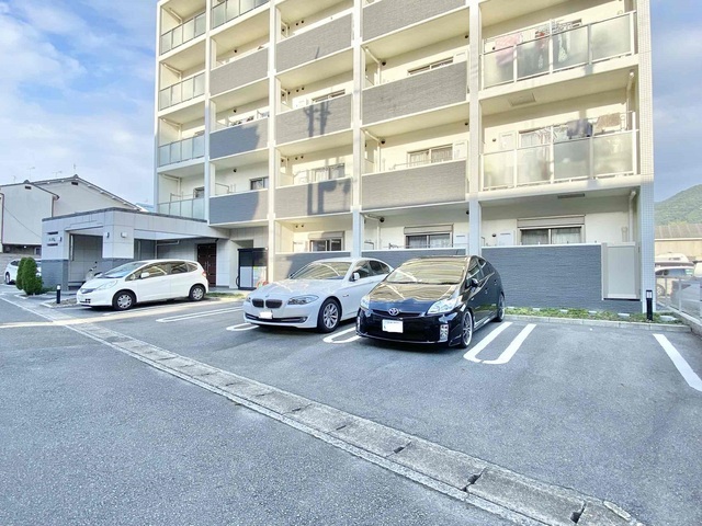 14/20 駐車場