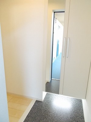 7/24 玄関