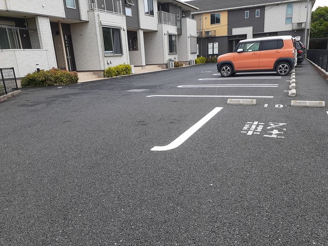 14/20 駐車場