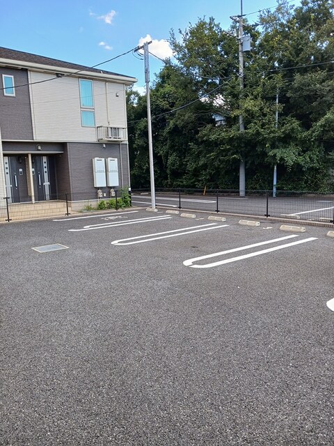 14/20 駐車場