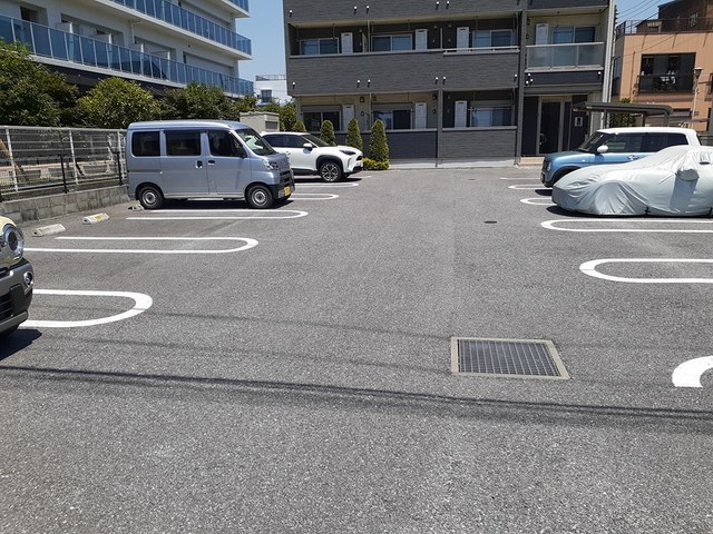 14/22 駐車場