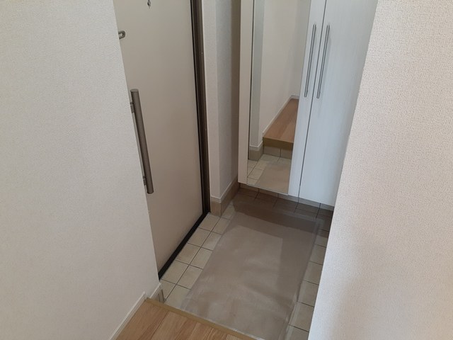 6/24 玄関