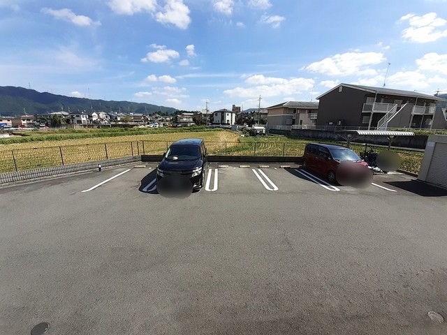 14/20 駐車場