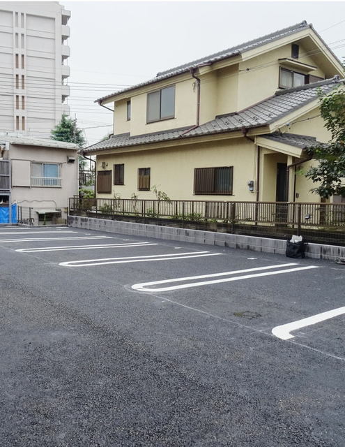 2/10 駐車場