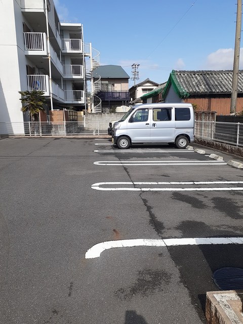 14/20 駐車場