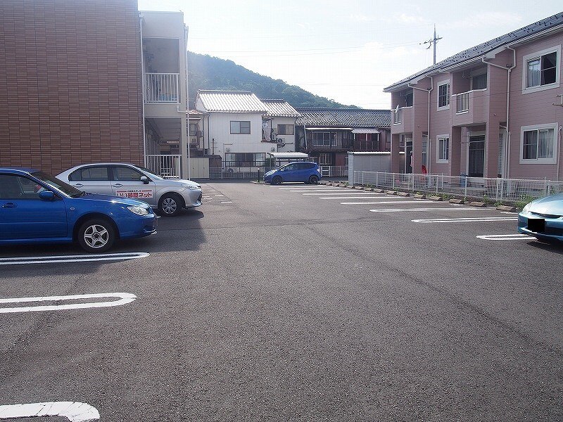 14/20 駐車場
