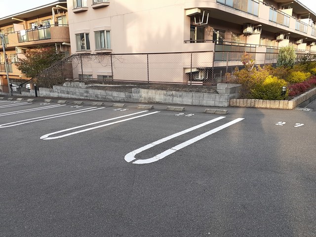 14/20 駐車場