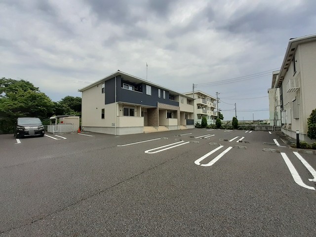 14/20 駐車場