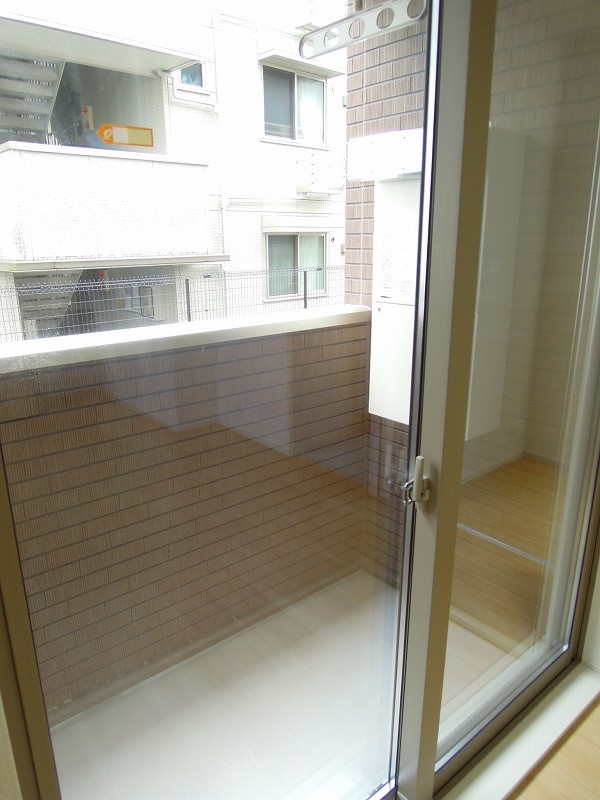 13/20 バルコニー