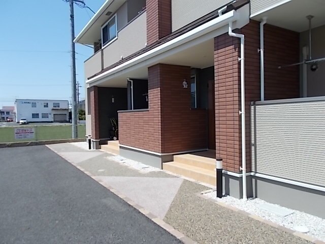 13/20 エントランス