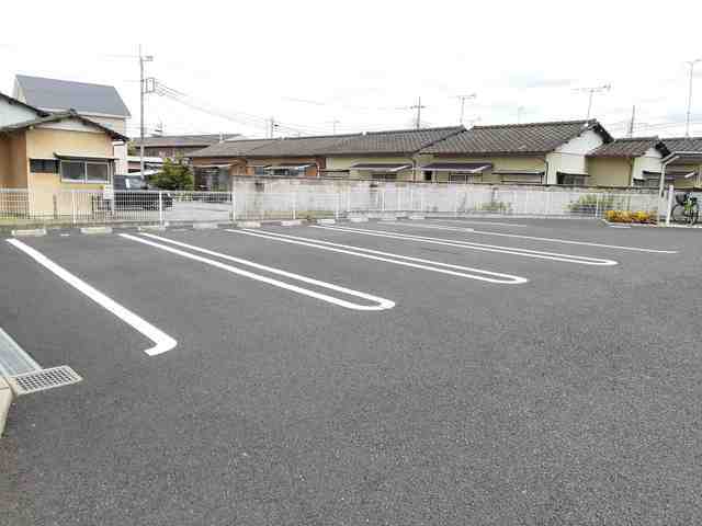 14/20 駐車場