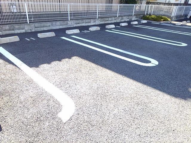 14/20 駐車場