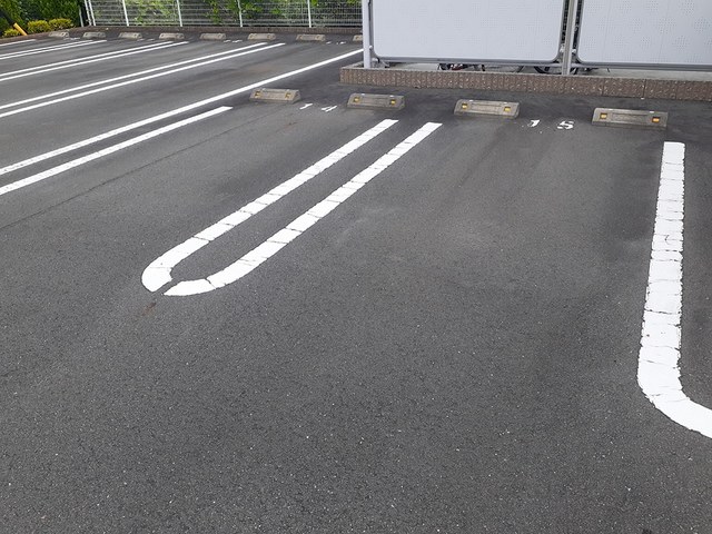 14/20 駐車場