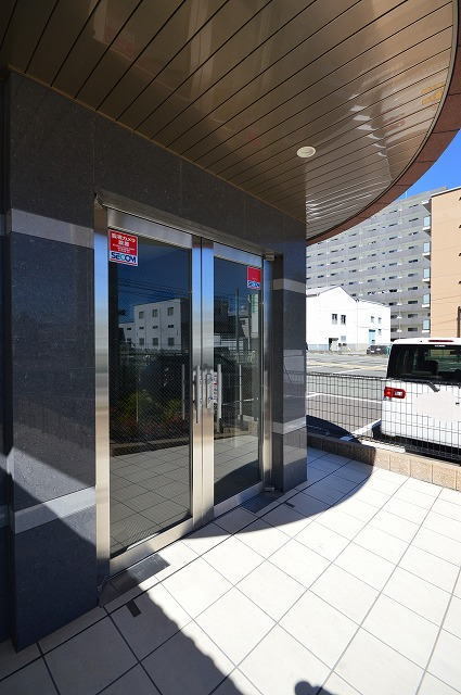 13/20 エントランス