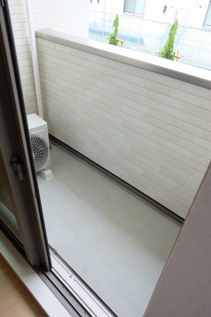 14/23 バルコニー