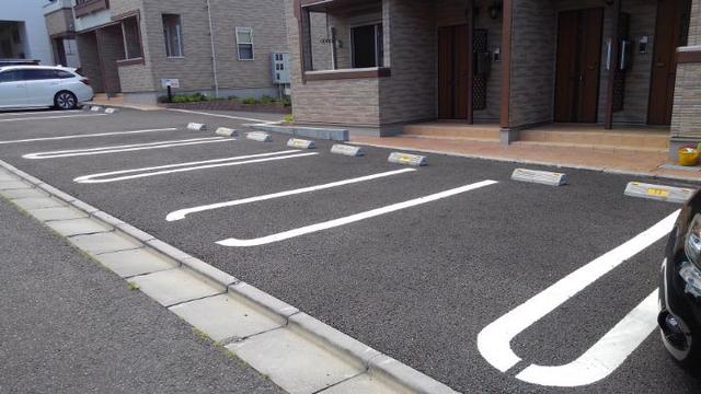 14/20 駐車場