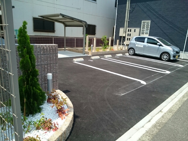14/20 駐車場