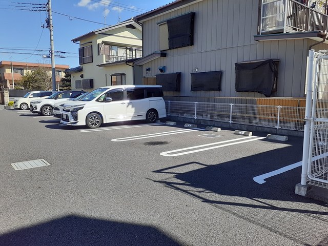 14/23 駐車場
