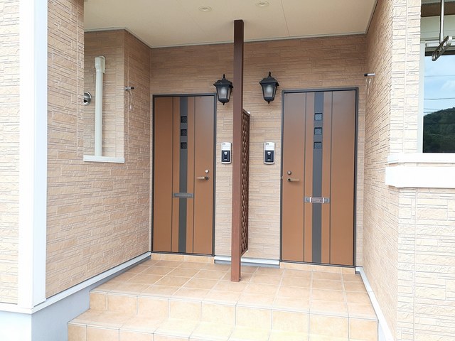 14/20 エントランス