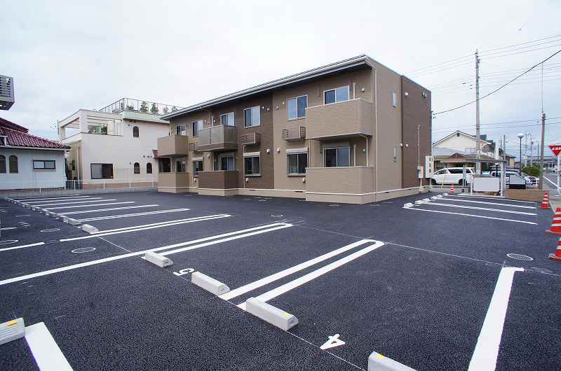 14/20 駐車場