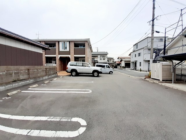 14/20 駐車場