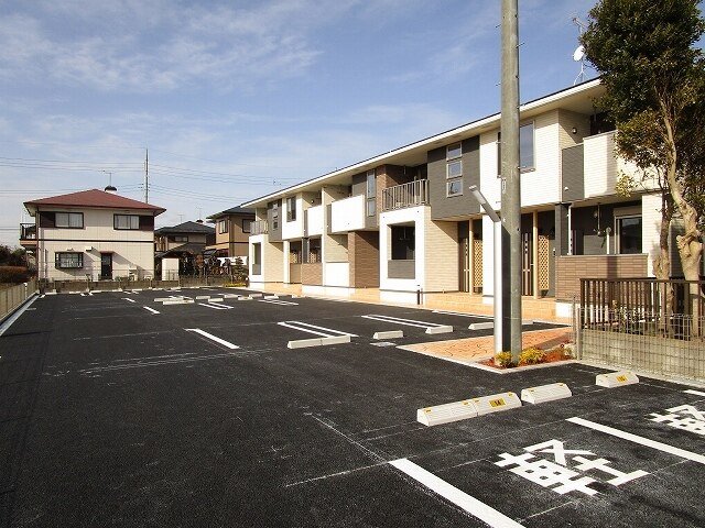 14/20 駐車場