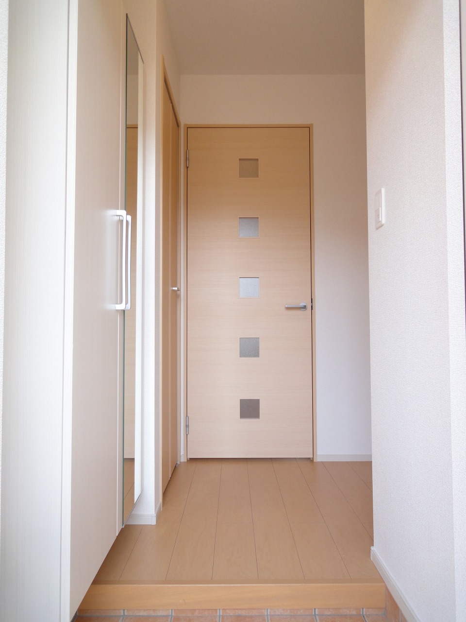 14/20 エントランス