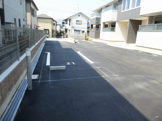 2/8 駐車場