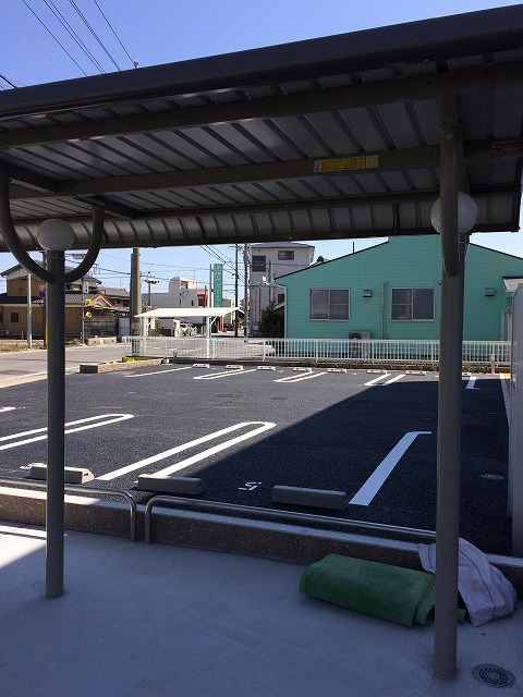 14/17 駐車場
