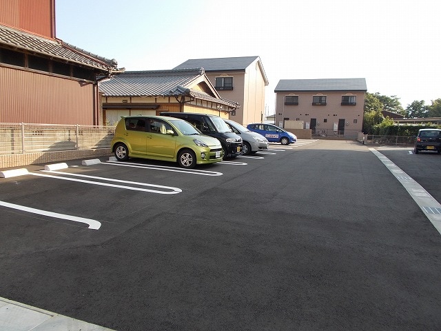 14/20 駐車場