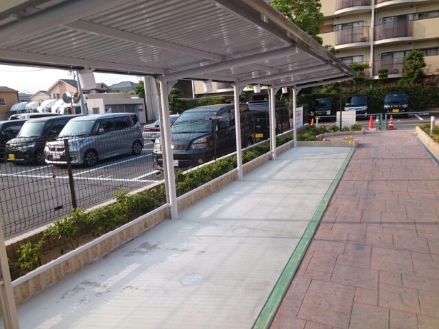 13/20 エントランス