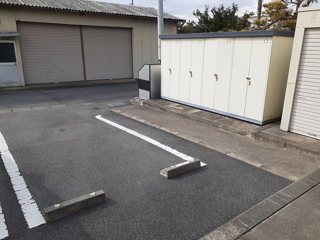 14/20 駐車場