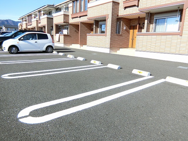 2/8 駐車場