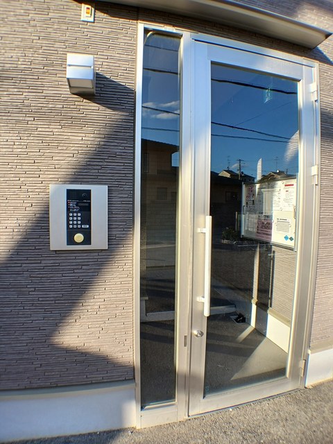 13/20 エントランス