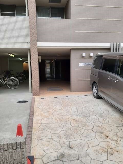 4/10 エントランス