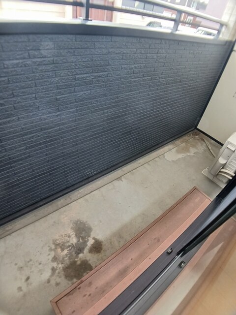 13/20 バルコニー