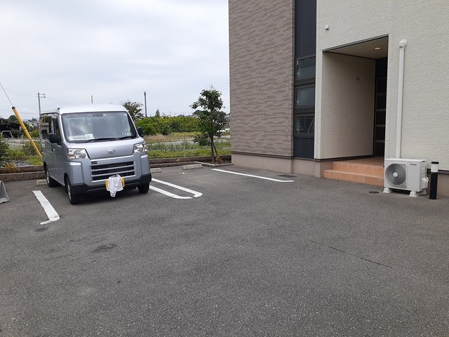 14/20 駐車場