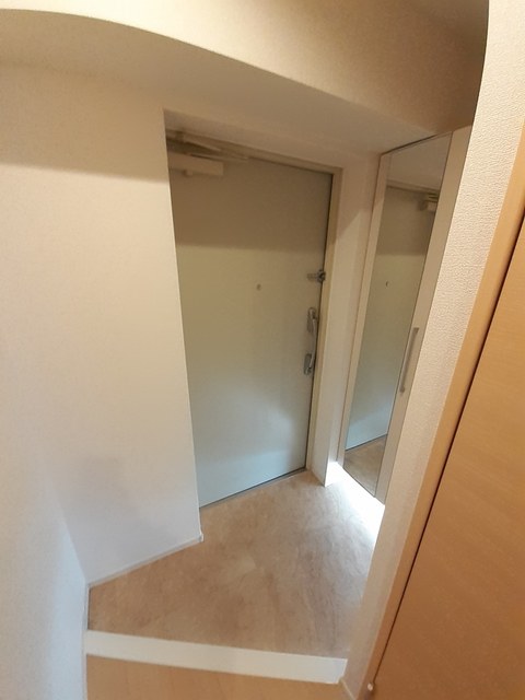6/20 玄関