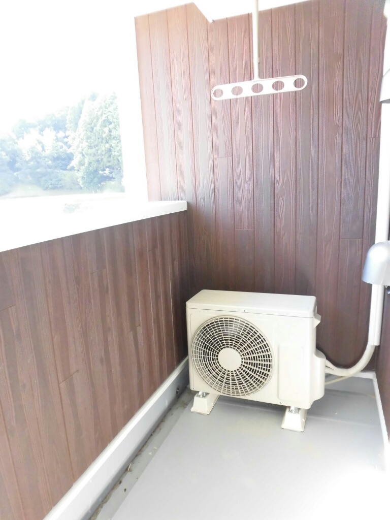 13/20 バルコニー