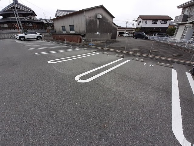 2/8 駐車場