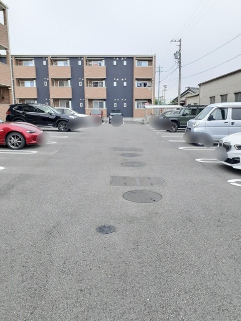 14/22 駐車場