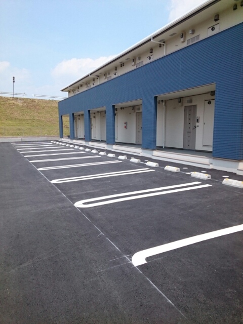 14/20 駐車場
