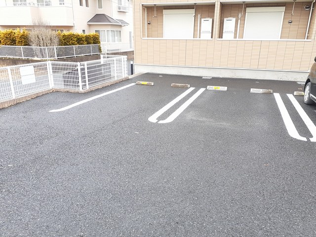 14/20 駐車場