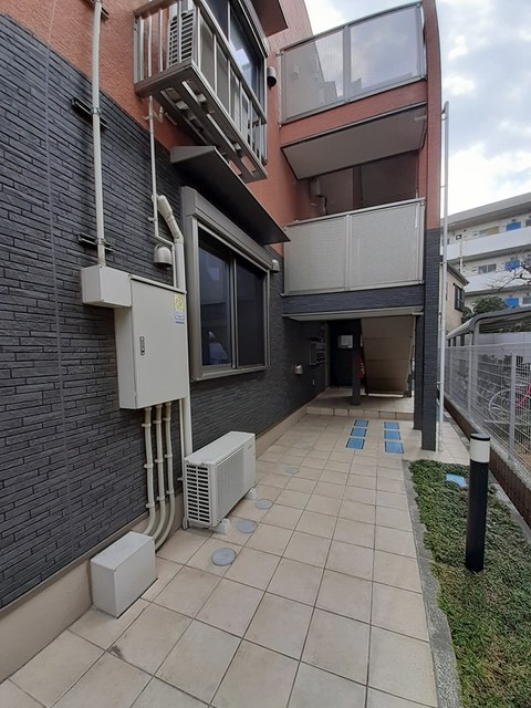 14/21 エントランス